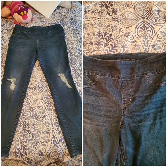 Rock & Republic Denim - R&R Pull-on Jeggings